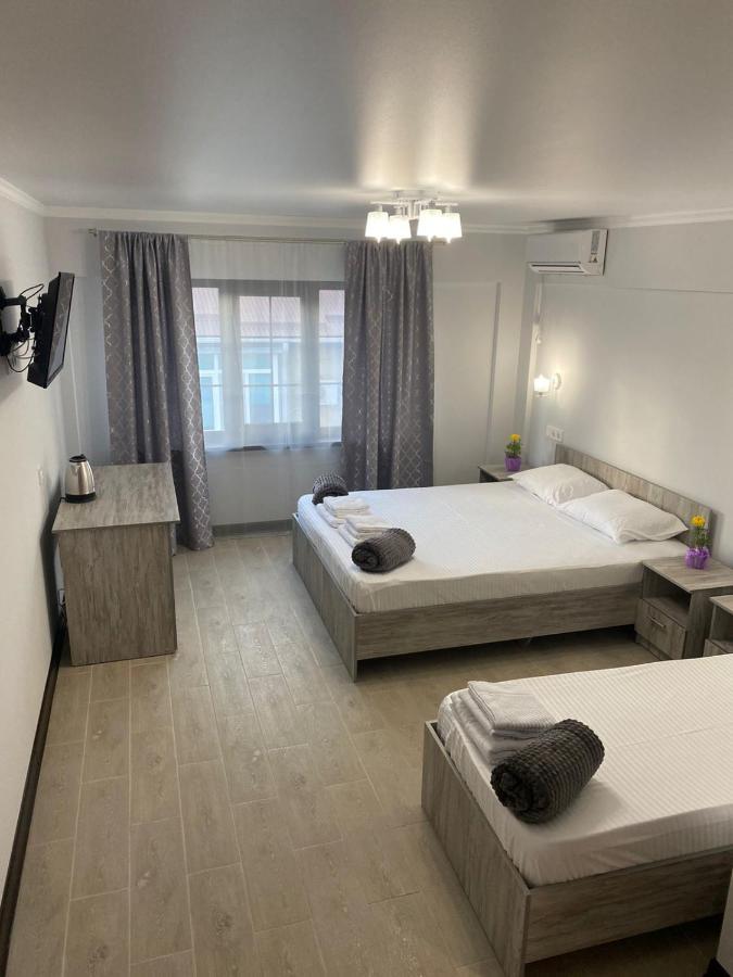 Hotel Гостевой Дом Атакар Gagra Exteriér fotografie
